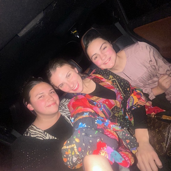 Meet your Posher, Alexis - Picture 5 of 13